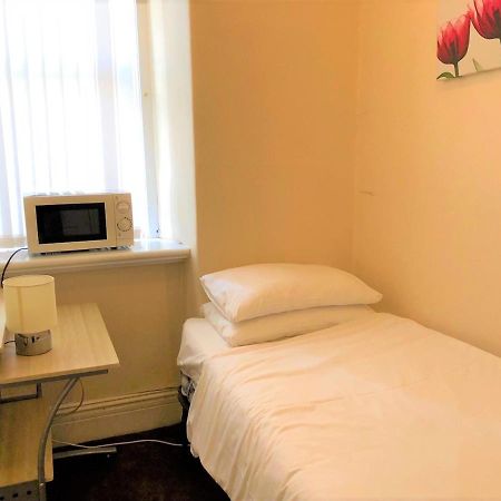Budget Rooms Crosskeys Νιούπορτ Εξωτερικό φωτογραφία