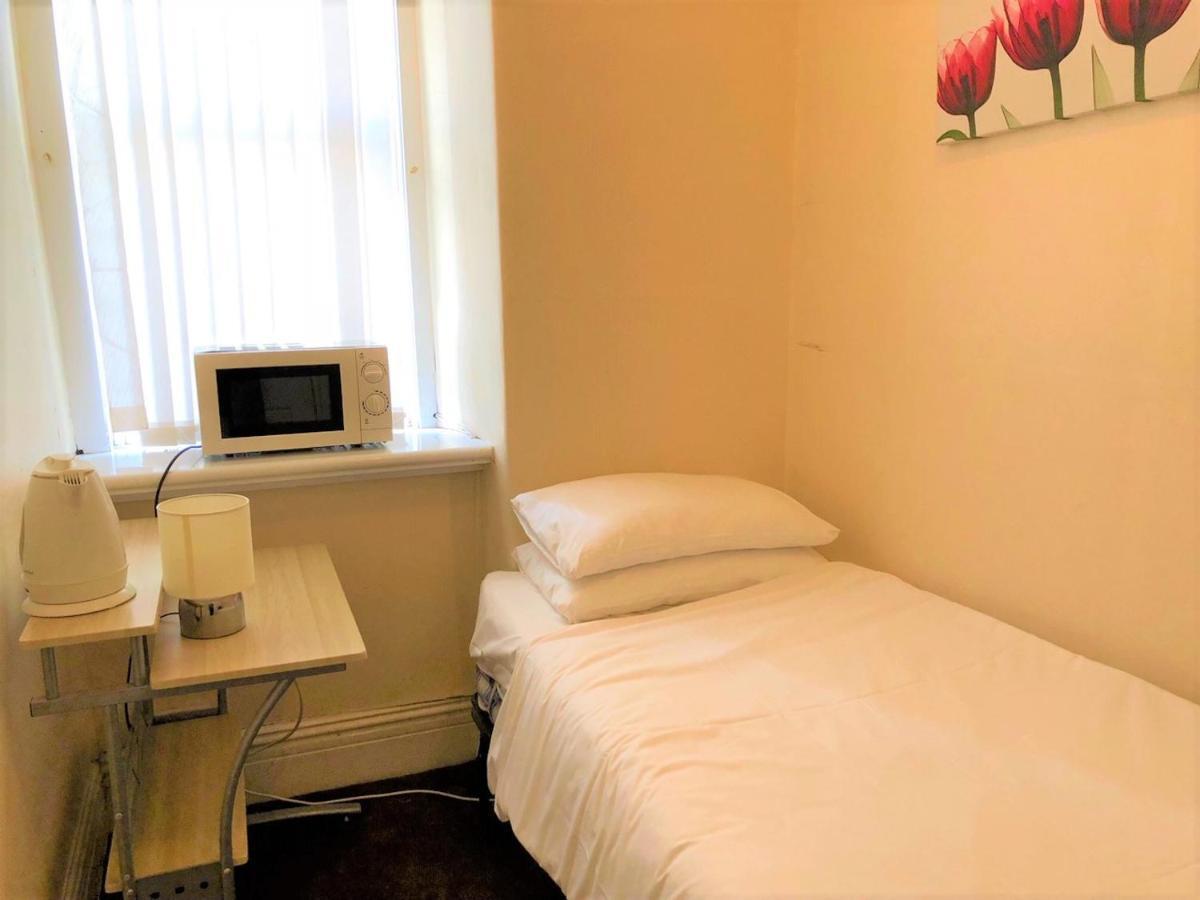 Budget Rooms Crosskeys Νιούπορτ Εξωτερικό φωτογραφία