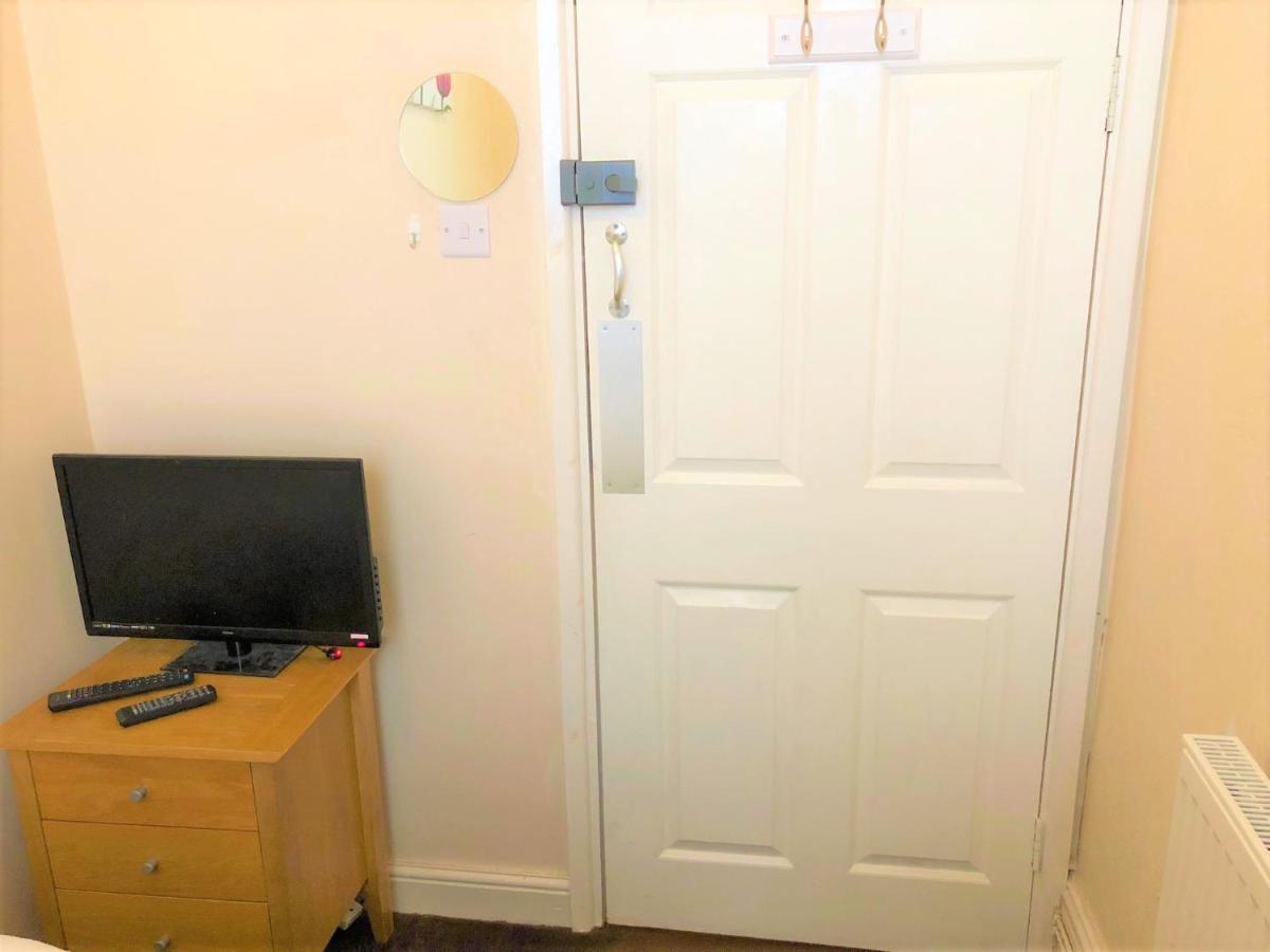 Budget Rooms Crosskeys Νιούπορτ Εξωτερικό φωτογραφία